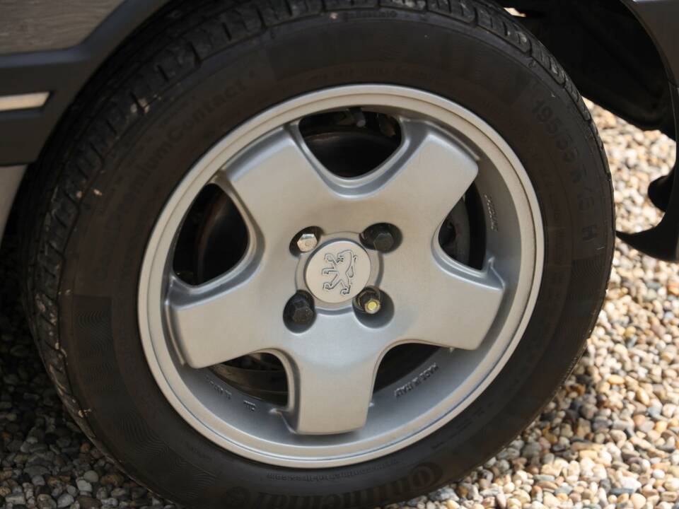 Bild 40/50 von Peugeot 405 Mi16 (1990)