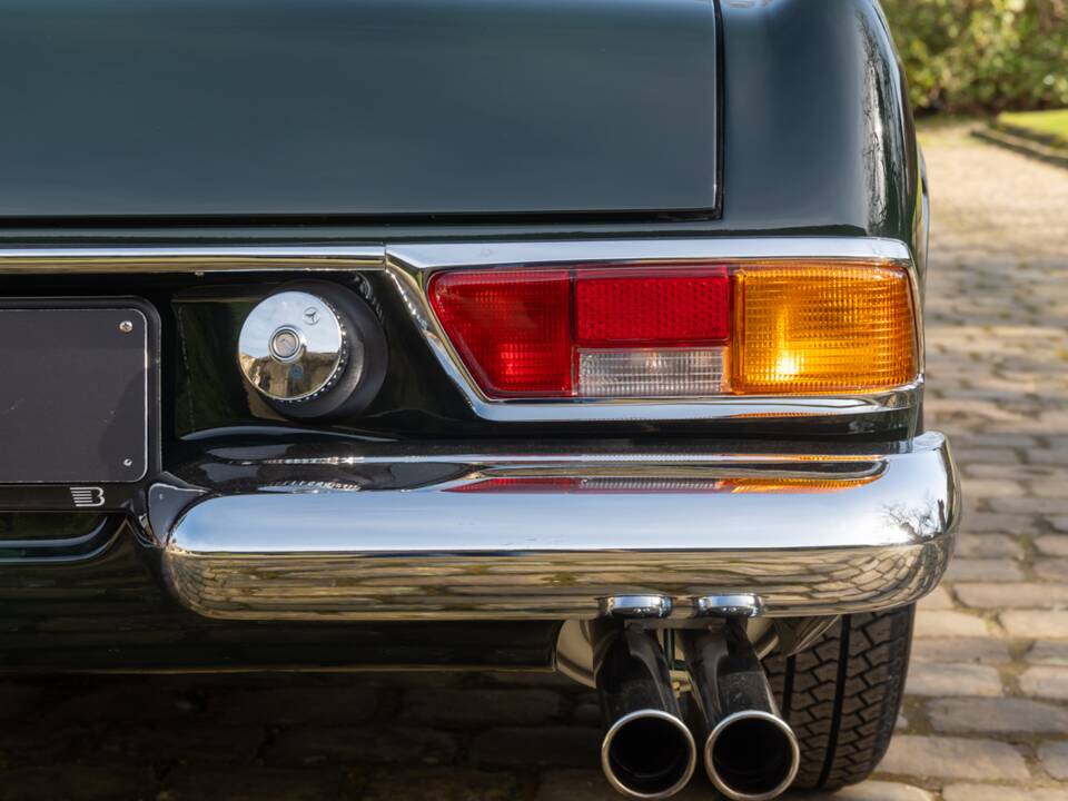 Image 13/30 de Mercedes-Benz 250 SL (1967)
