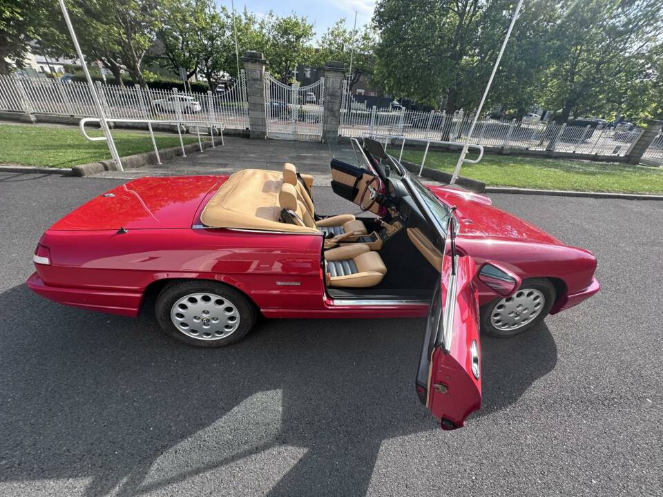 Image 11/50 of Alfa Romeo 2.0 Spider (1991)