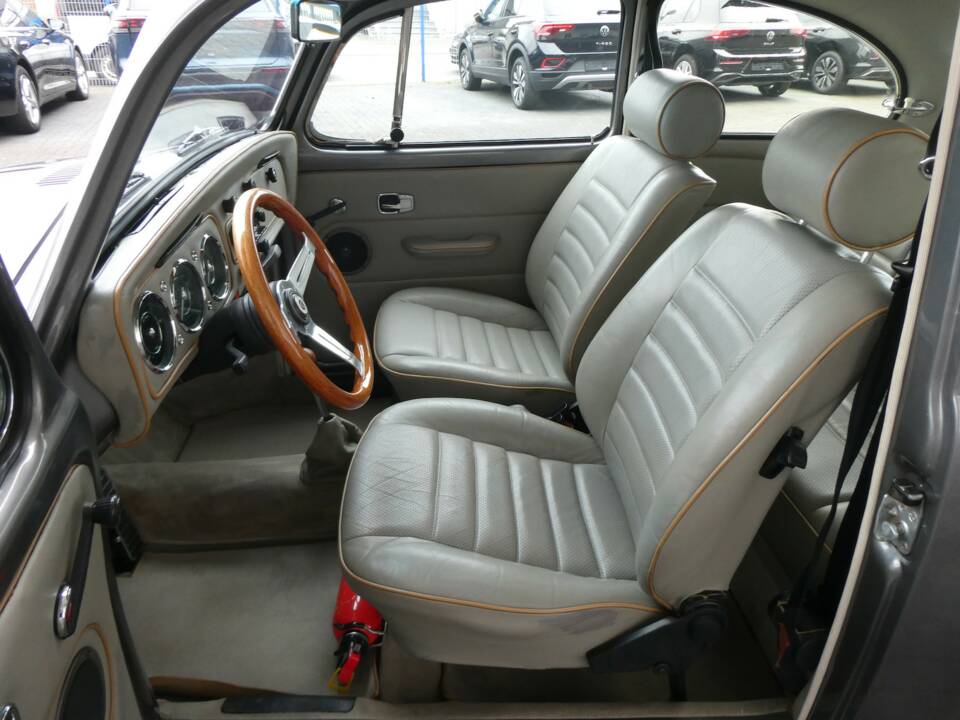 Bild 9/22 von Volkswagen Käfer "50 Jahre" (1986)