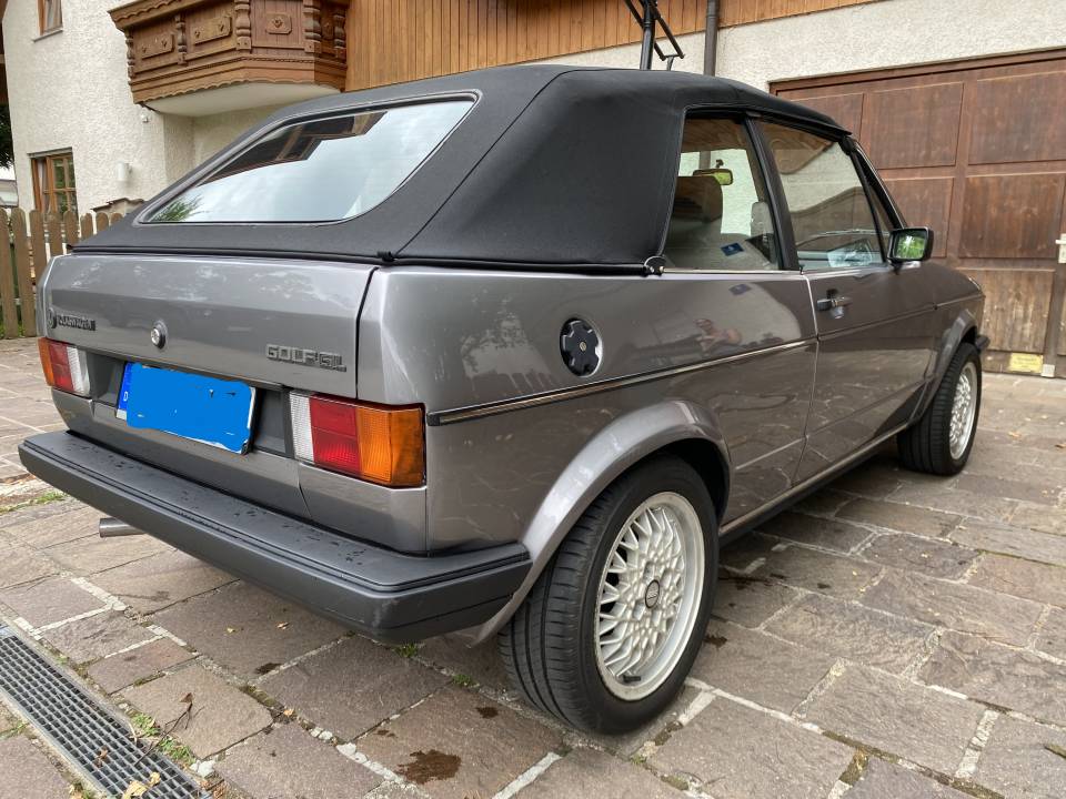 Image 7/45 of Volkswagen Golf Mk I Convertible 1.8 (1984)