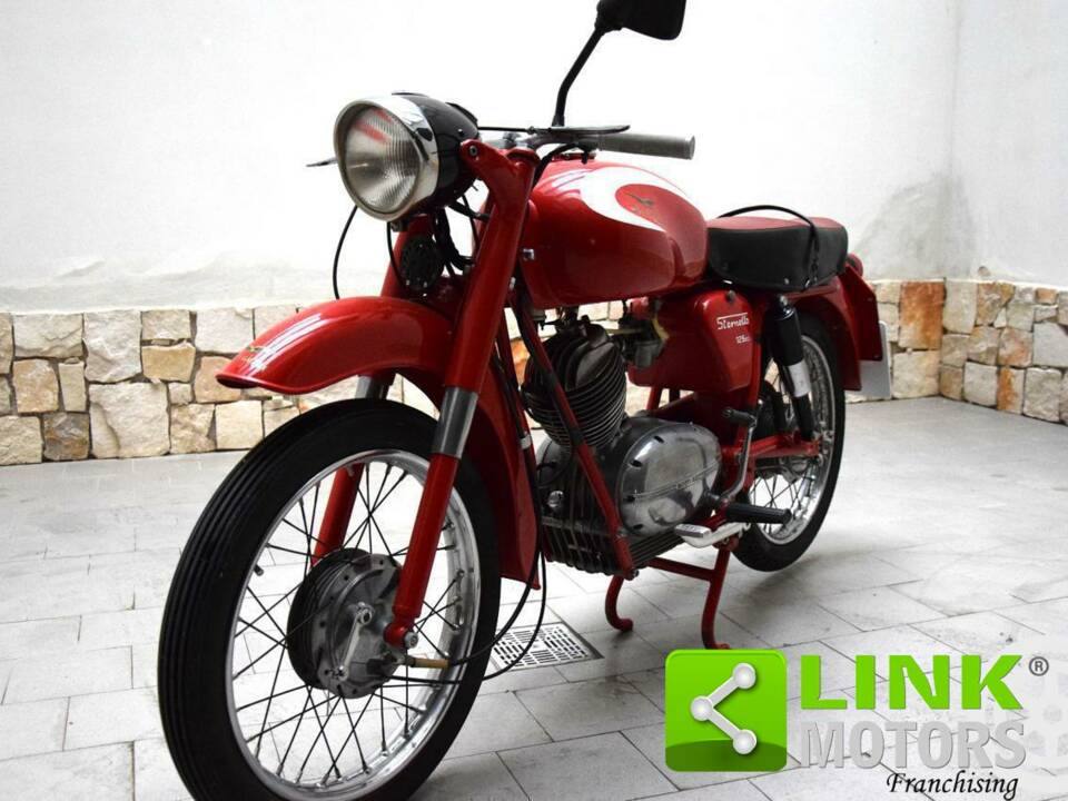 Afbeelding 7/10 van Moto Guzzi DUMMY (1960)