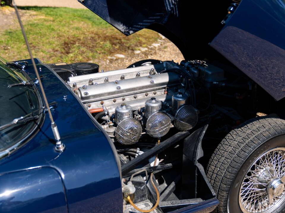 Bild 5/50 von Jaguar XK-E (1967)