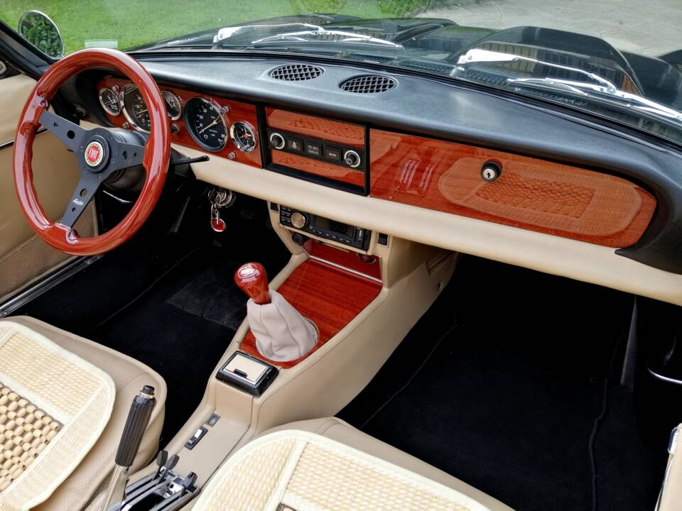 Bild 8/30 von FIAT Spider 2000 (1980)