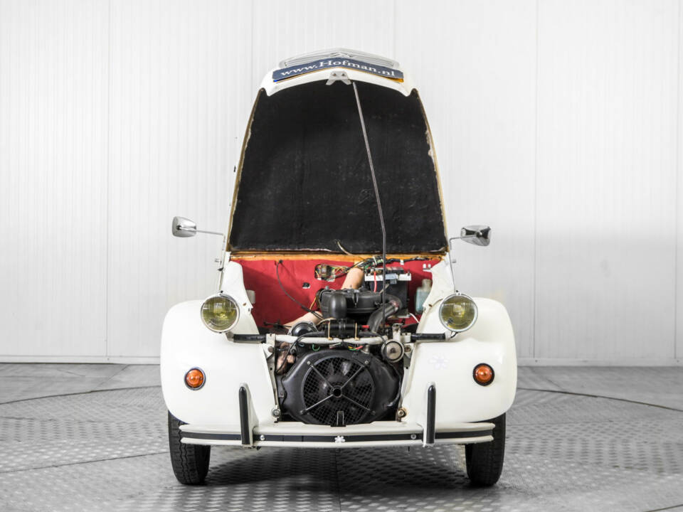 Image 37/50 de Citroën 2 CV 6 (1987)