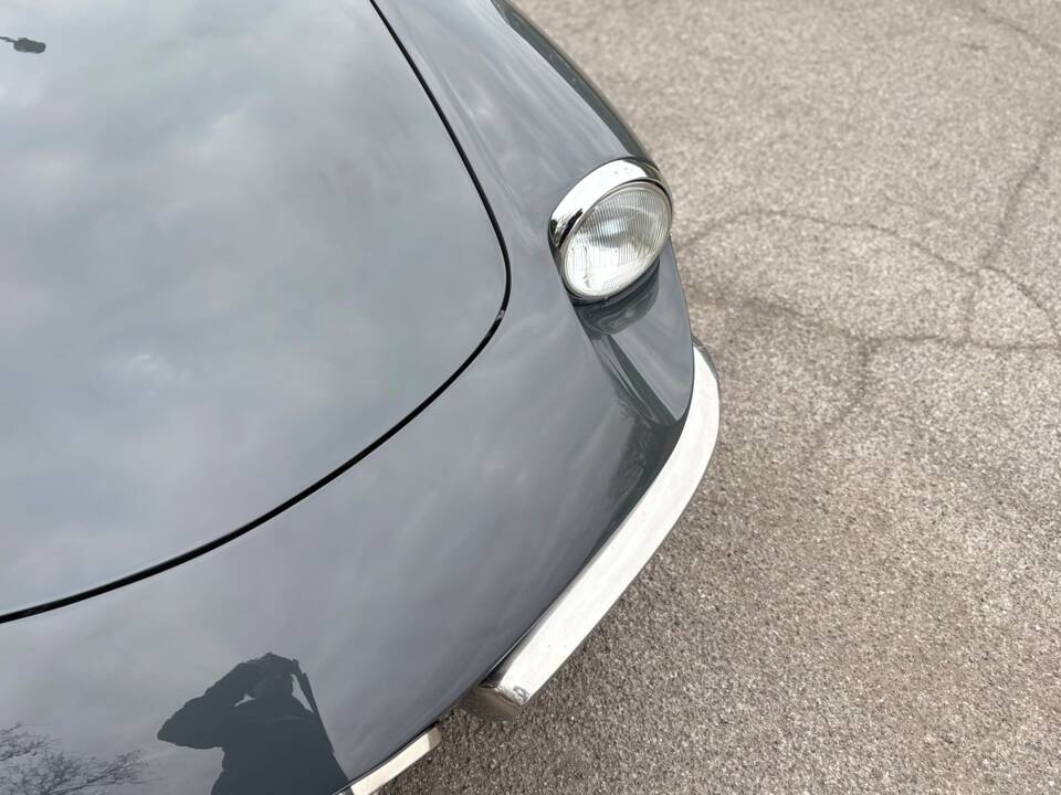 Imagen 27/32 de Alfa Romeo 1750 Spider (1970)