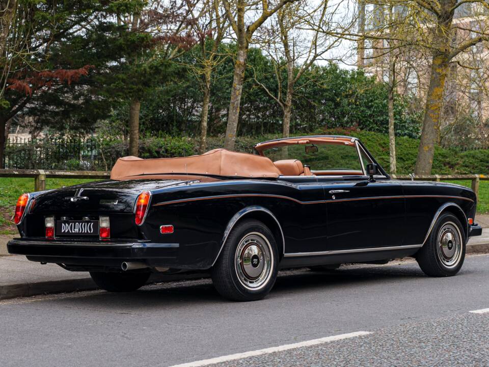 Image 3/29 of Rolls-Royce Corniche IV (1993)