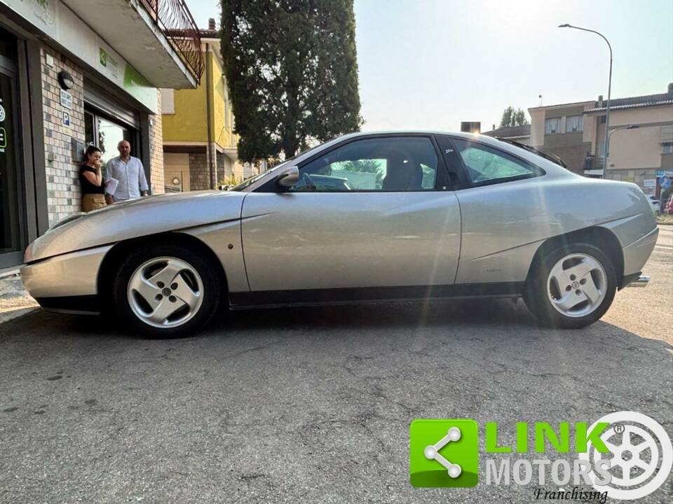 Image 9/10 of FIAT Coupé 2.0 20V (1997)