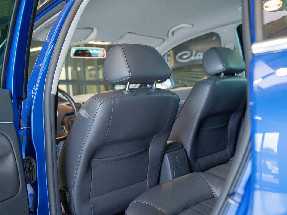 Image 35/59 de Volkswagen Passat Variant 4.0 W8 (2004)