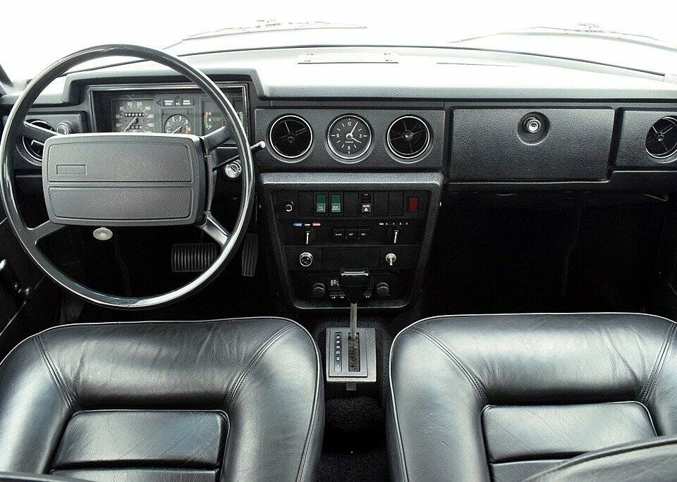 Bild 2/8 von Volvo 164 E (1974)