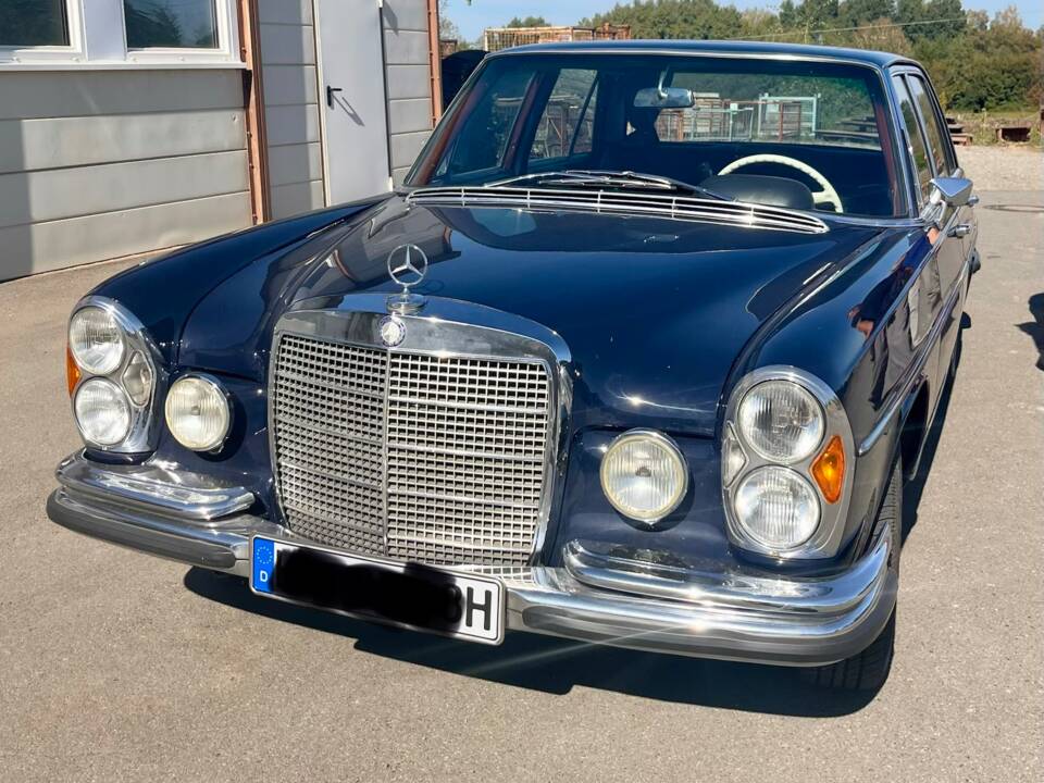 Image 2/16 of Mercedes-Benz 300 SEL (1968)