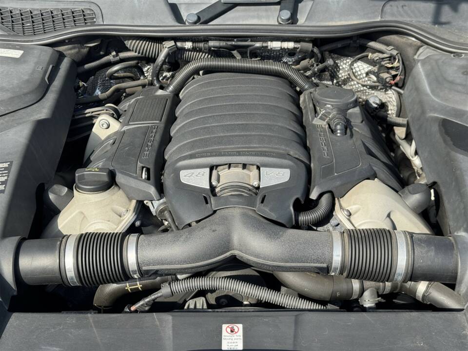 Bild 60/61 von Porsche Cayenne S (2010)