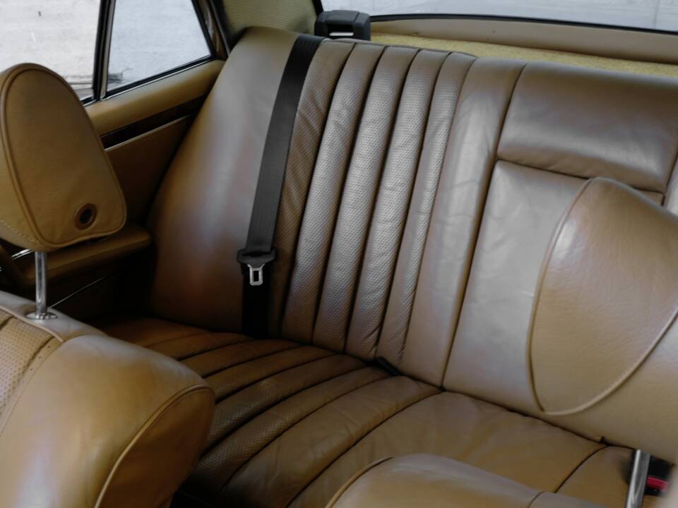Immagine 30/50 di Mercedes-Benz 300 SEL 6.3 (1968)