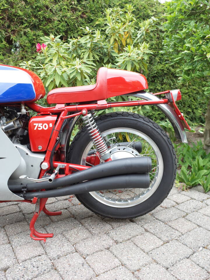 Immagine 29/36 di MV Agusta DUMMY (1972)