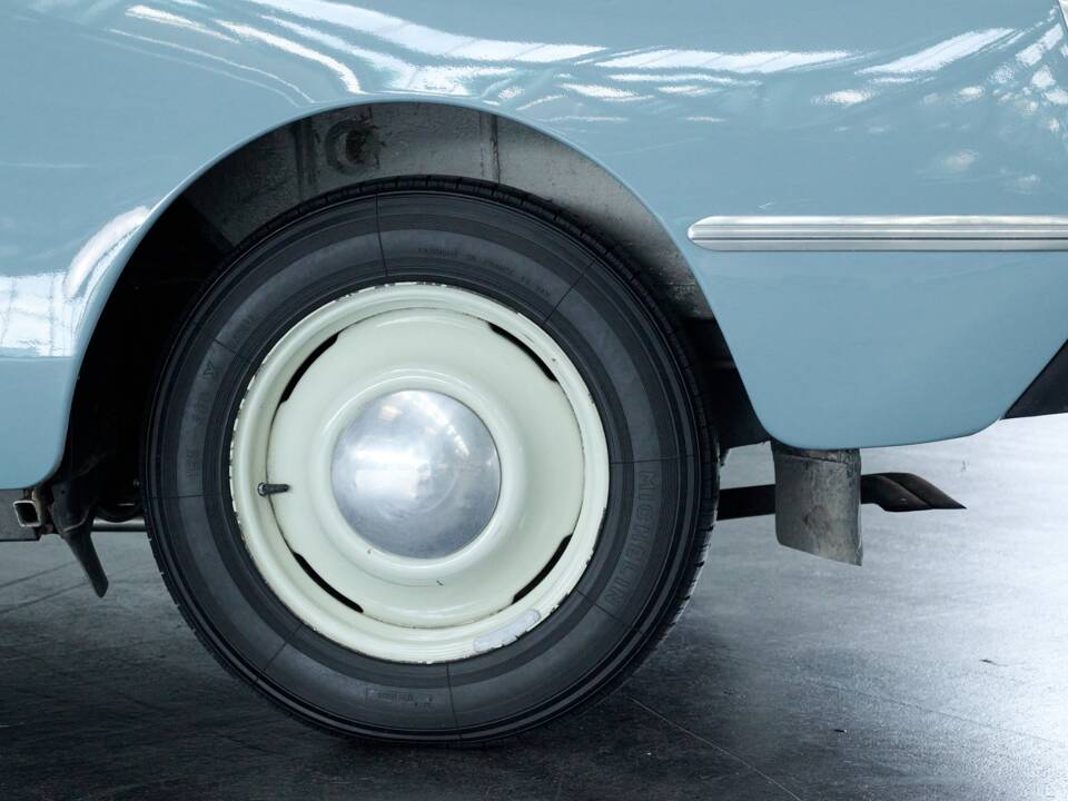 Bild 20/50 von Citroën ID 19 Break (1960)