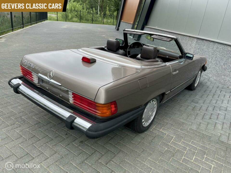 Image 5/7 of Mercedes-Benz 560 SL (1987)