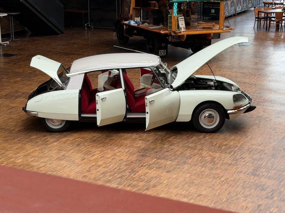 Imagen 42/42 de Citroën ID 19 (1968)