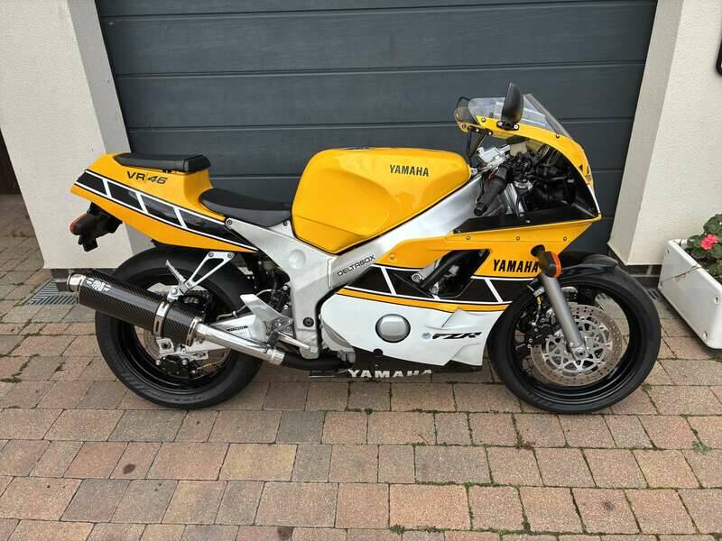 Image 1/21 of Yamaha FZR 400 (1992)