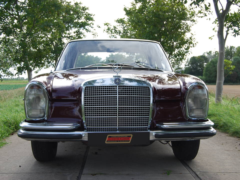 Imagen 20/58 de Mercedes-Benz 280 SE (1968)