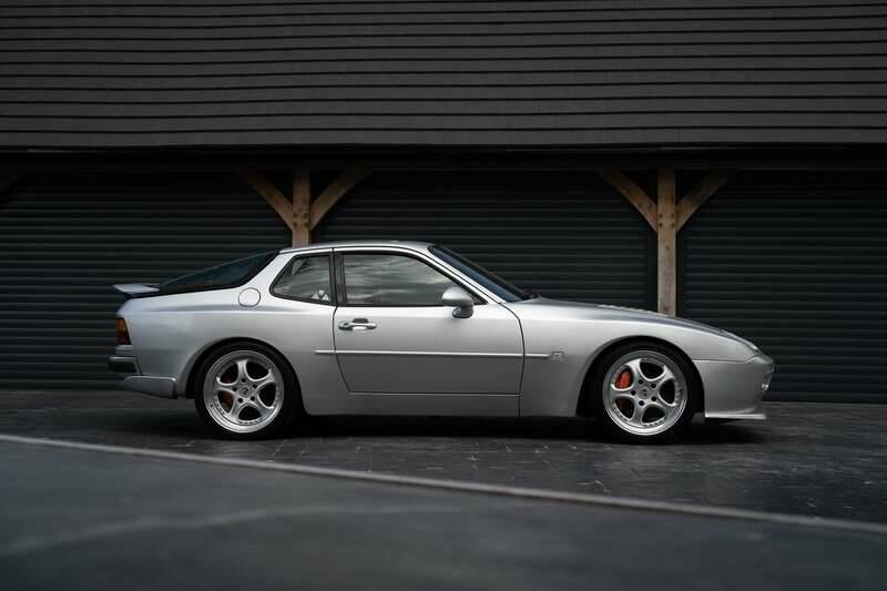 Immagine 10/50 di Porsche 944 Turbo (1990)