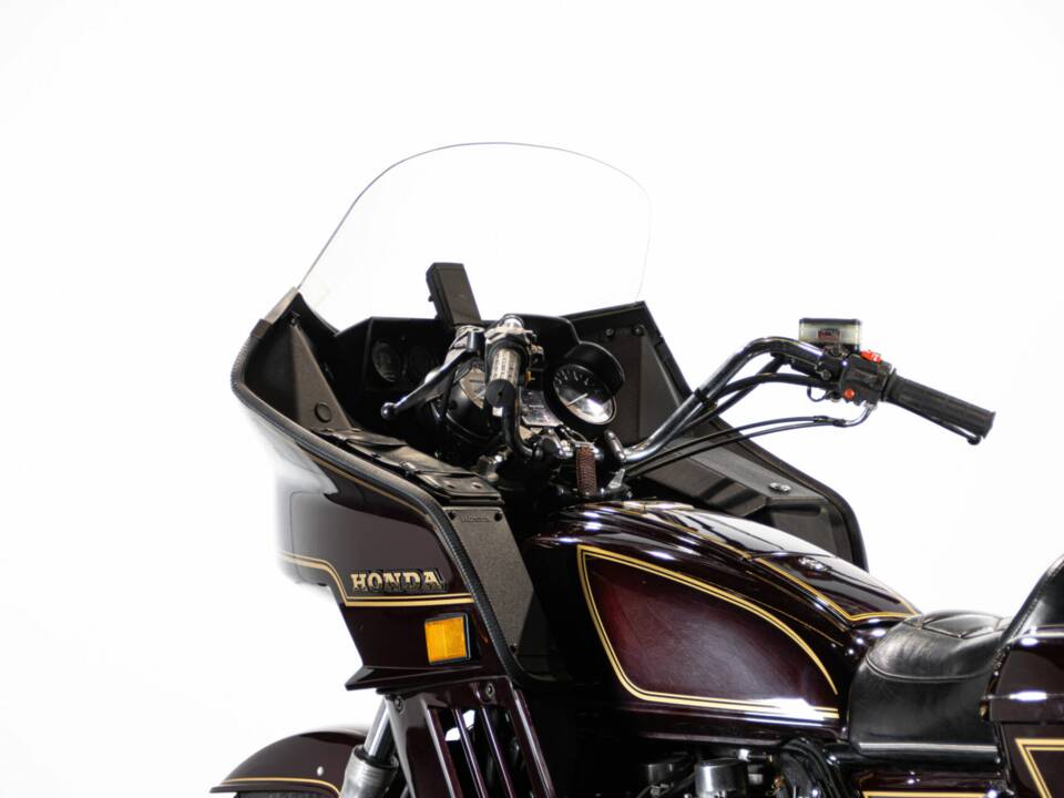 Immagine 14/50 di Honda GL 1100 Gold Wing (1981)