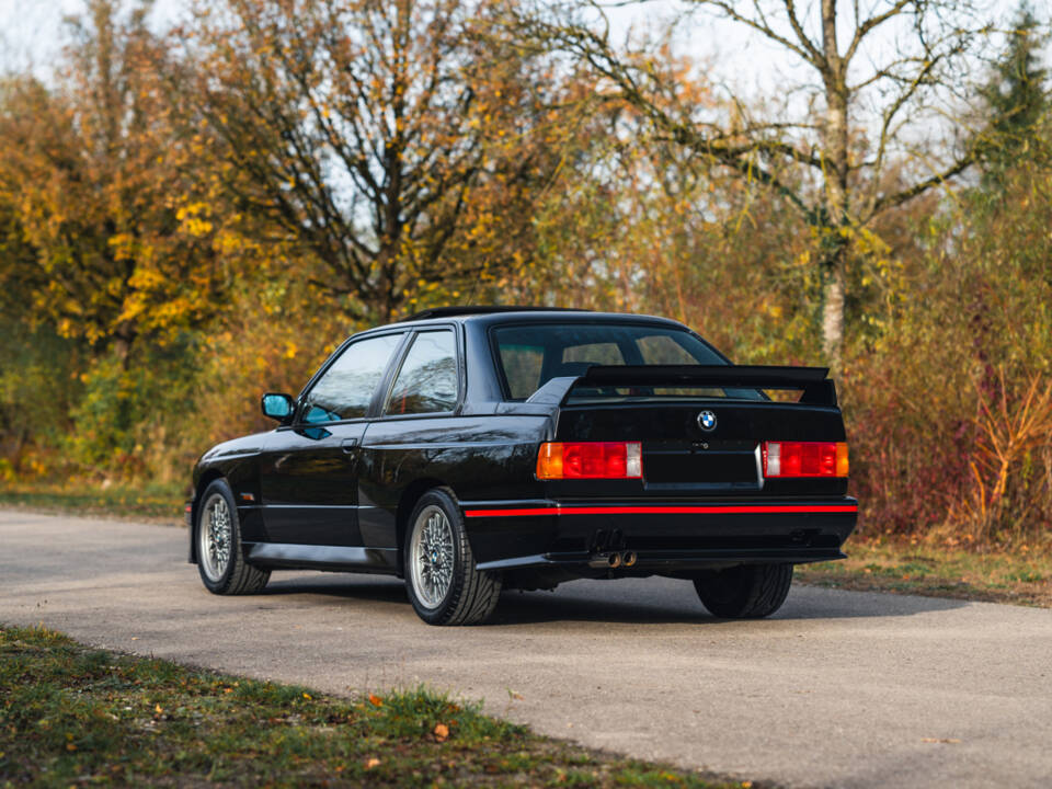 Image 2/50 of BMW M3 Sport Evo (1990)