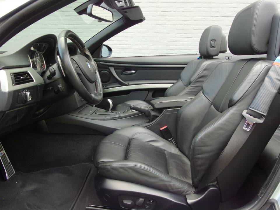 Image 47/98 de BMW M3 (2011)