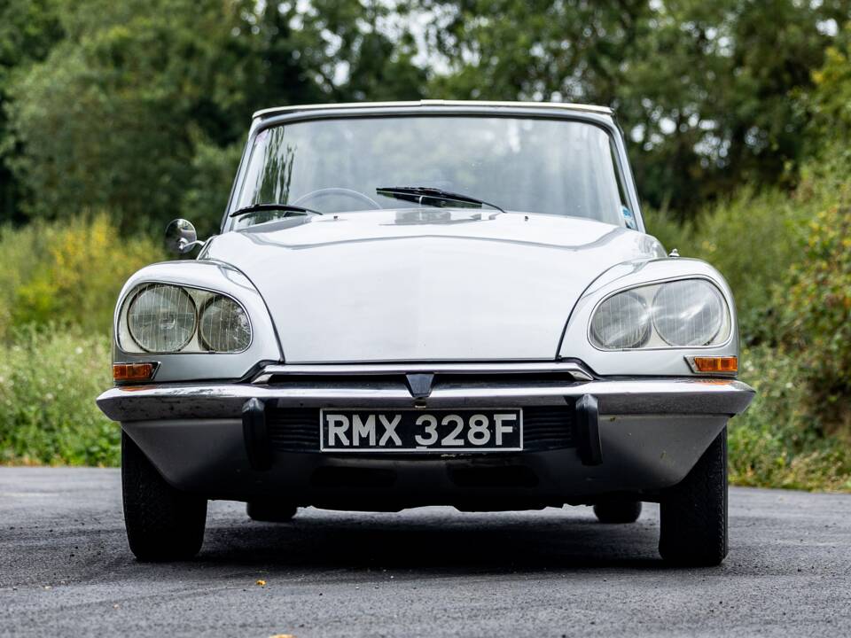 Bild 6/50 von Citroën ID 19 Break (1967)