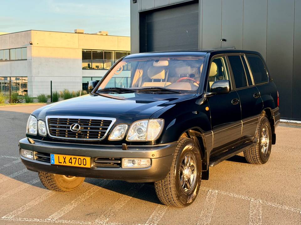 Image 3/32 of Lexus LX 470 (2003)