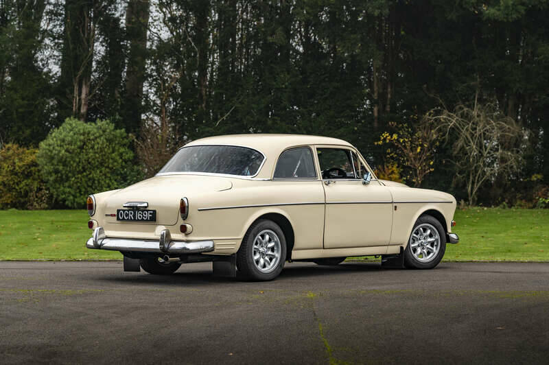 Image 29/50 of Volvo P 123 GT (1968)