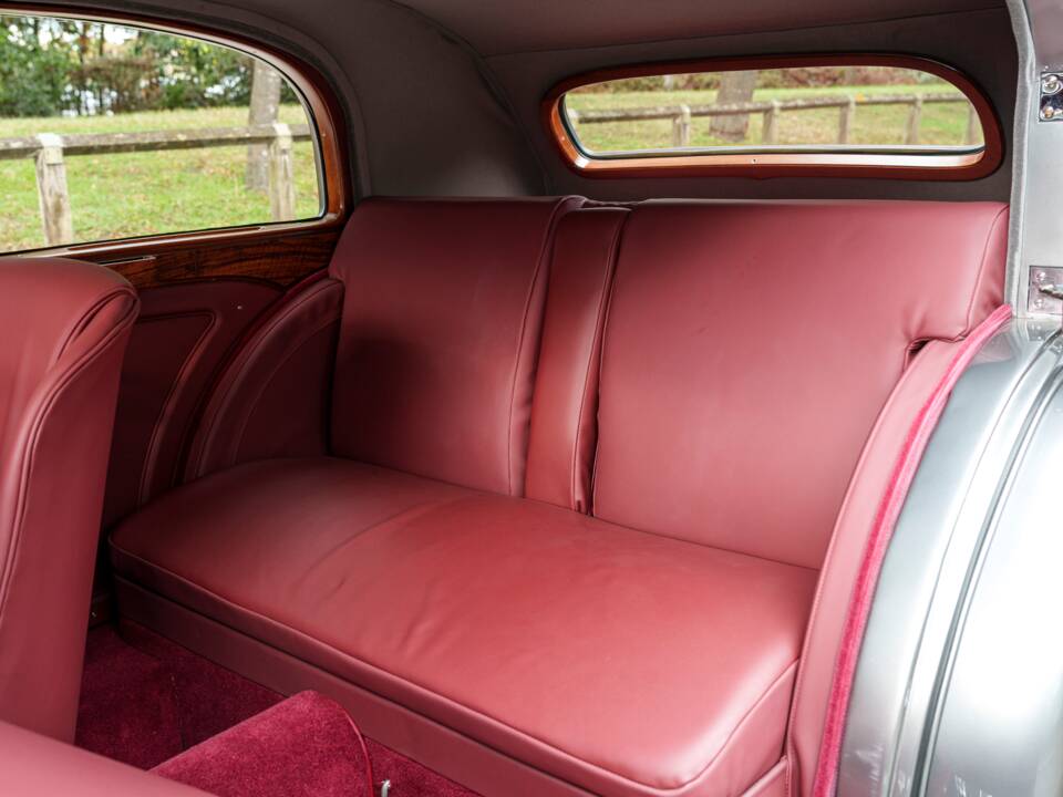Image 25/25 de Alvis 4.3 Liter Saloon (1937)