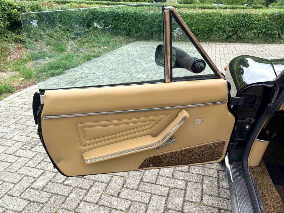 Afbeelding 13/23 van FIAT 124 Pininfarina Spidereuropa (1984)