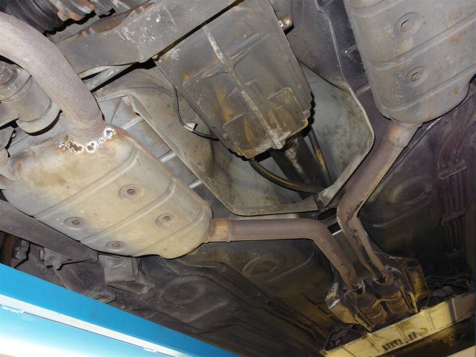 Bild 94/99 von Porsche 928 GTS (1992)