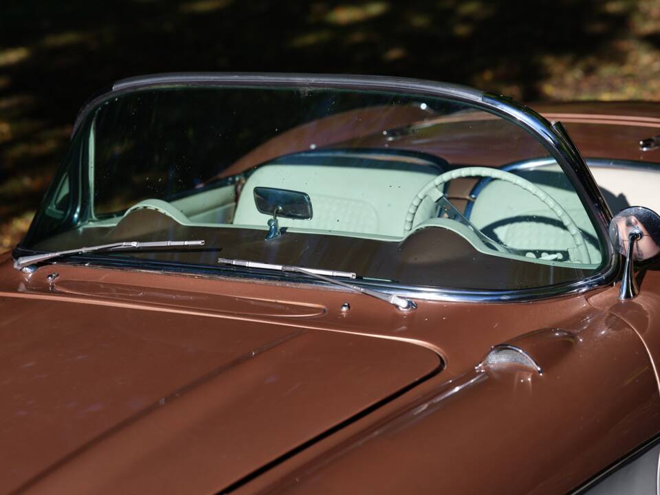 Image 28/36 of Chevrolet Corvette (1956)