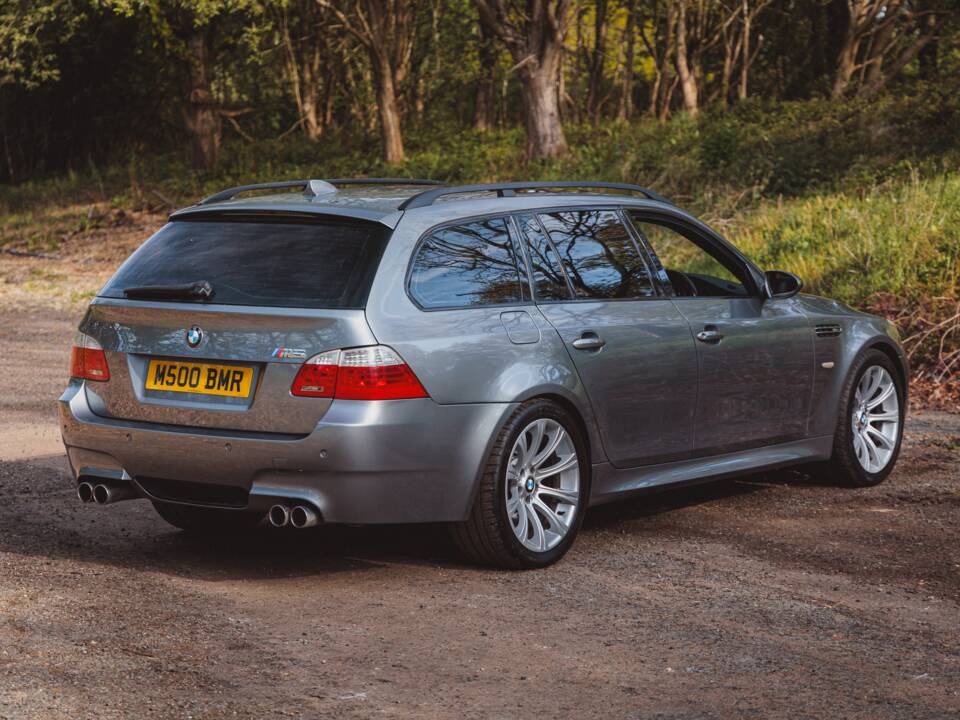 Immagine 9/35 di BMW M5 Touring (2007)