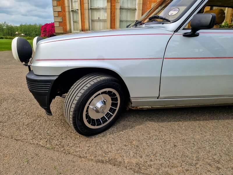 Afbeelding 24/50 van Renault R 5 Alpine Turbo (1984)