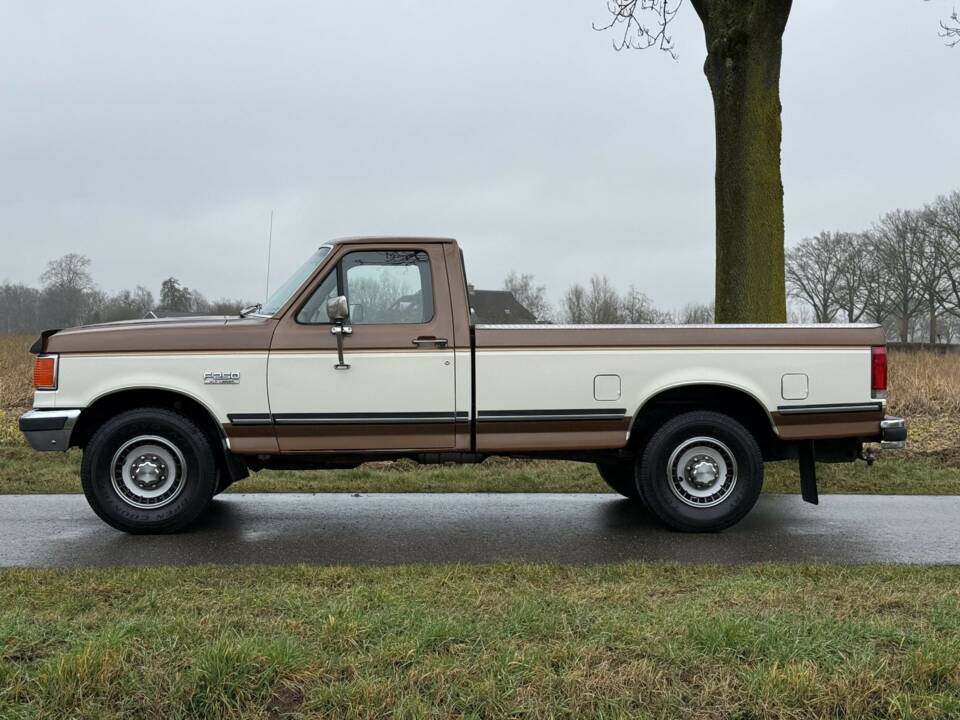 Immagine 7/22 di Ford F-250 (1988)