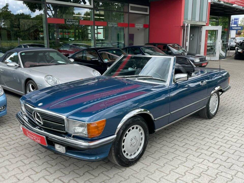 Afbeelding 4/19 van Mercedes-Benz 500 SL (1987)