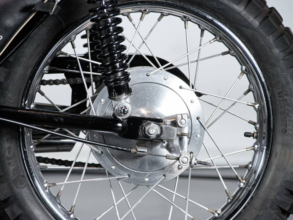 Immagine 15/50 di Ducati 250 Scrambler (1971)