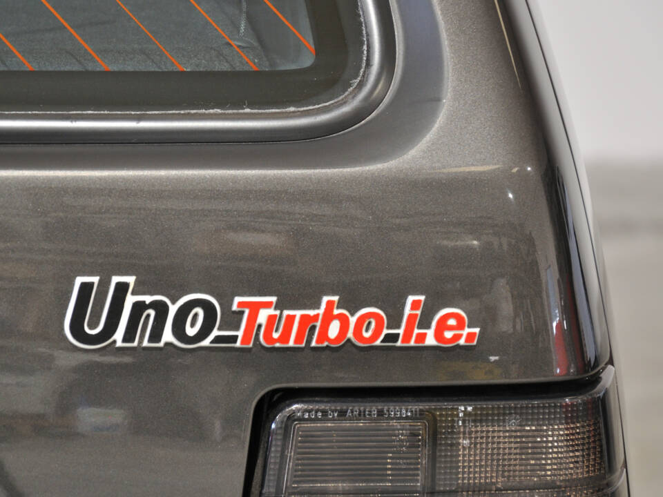 Bild 33/57 von FIAT Uno Turbo i.E. (1989)