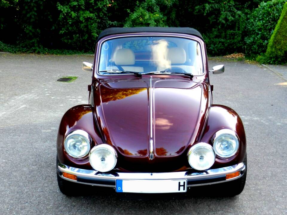 Imagen 4/70 de Volkswagen Käfer 1303 LS (1978)