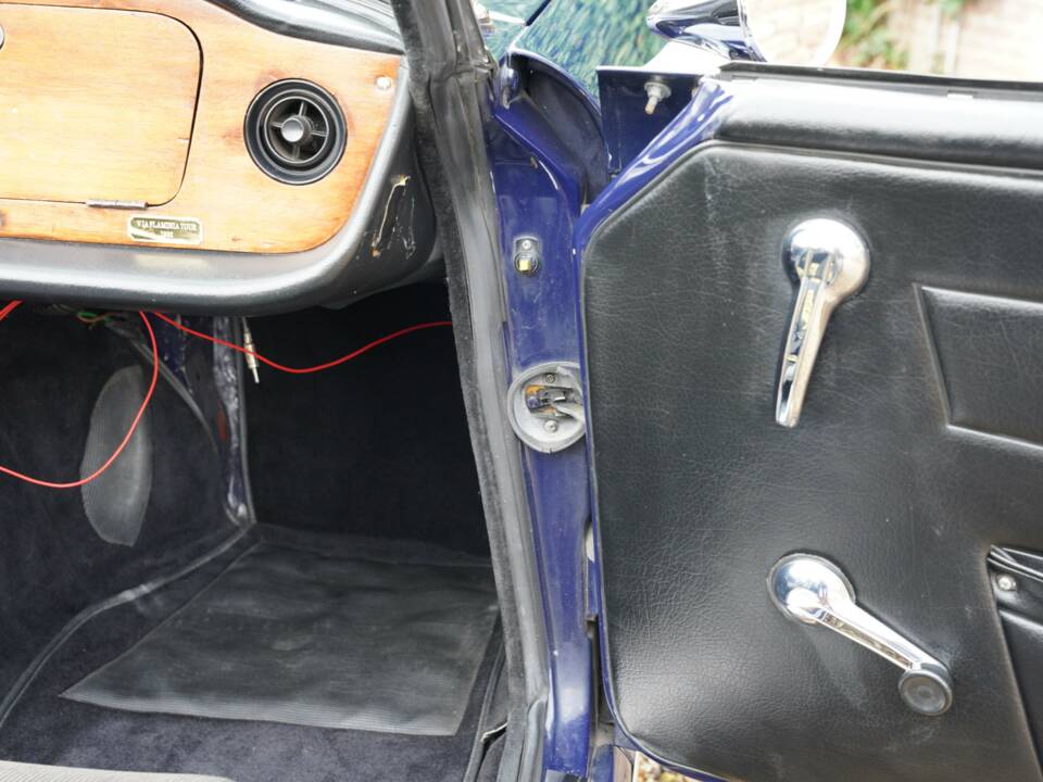 Bild 36/50 von Triumph TR 6 (1972)