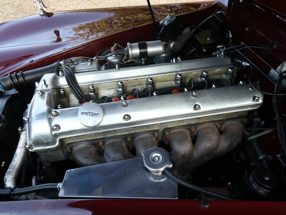 Immagine 38/50 di Jaguar XK 150 SE DHC (1958)