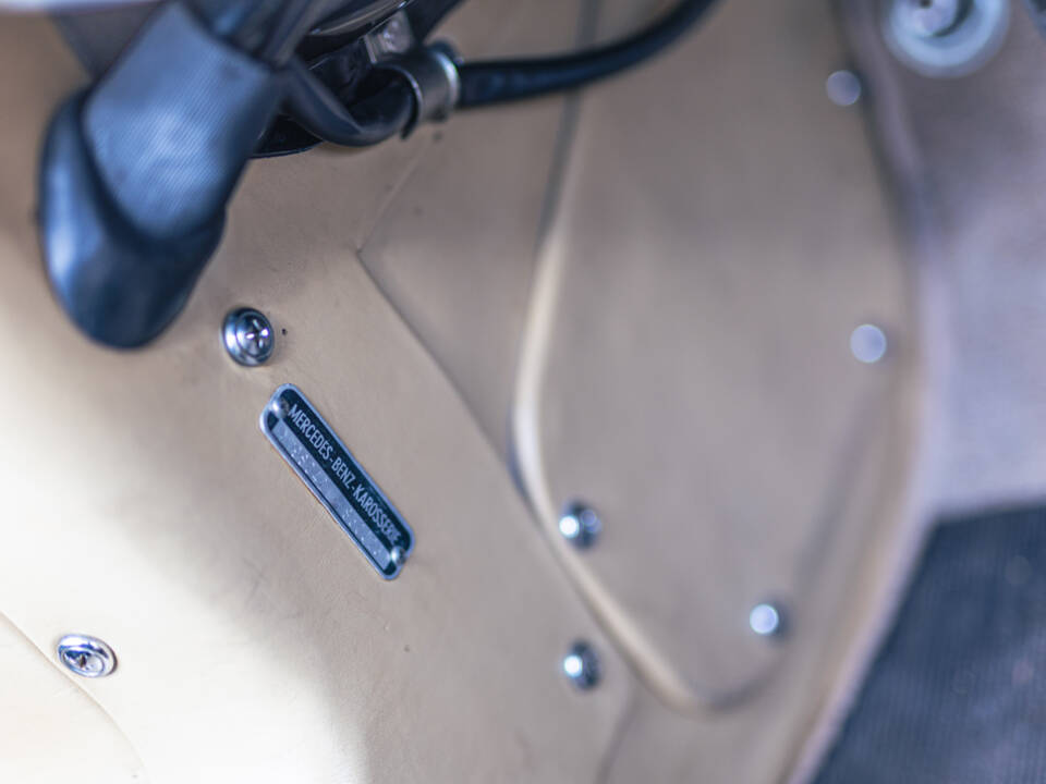 Immagine 30/50 di Mercedes-Benz 300 SL Roadster (1958)