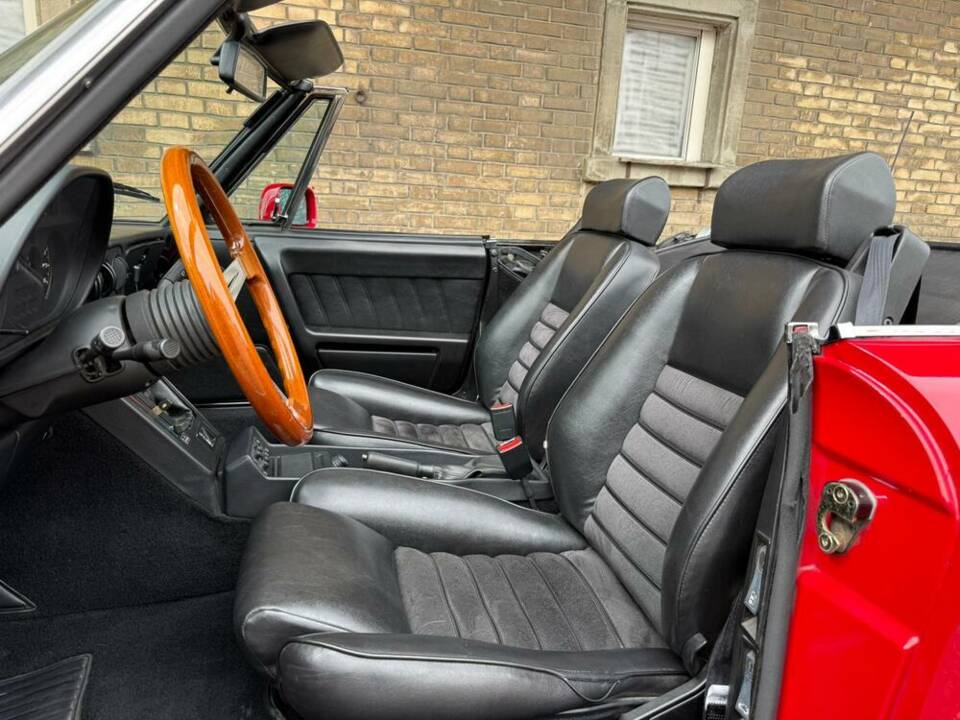 Image 8/21 of Alfa Romeo Spider 2.0 Twin Spark 16V (1994)