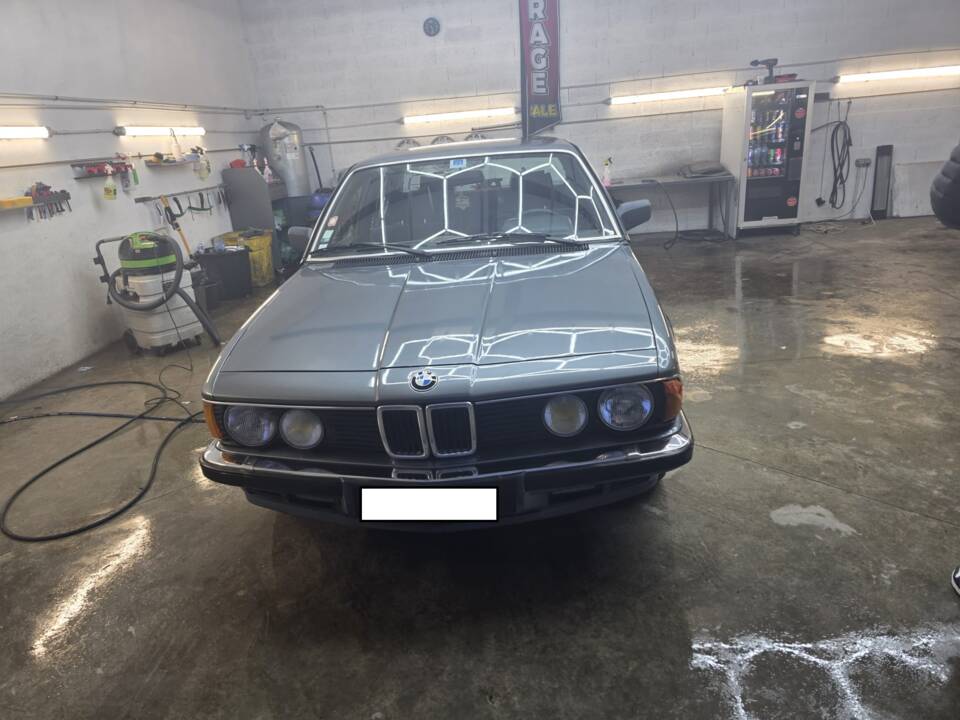 Bild 1/5 von BMW 728i (1983)