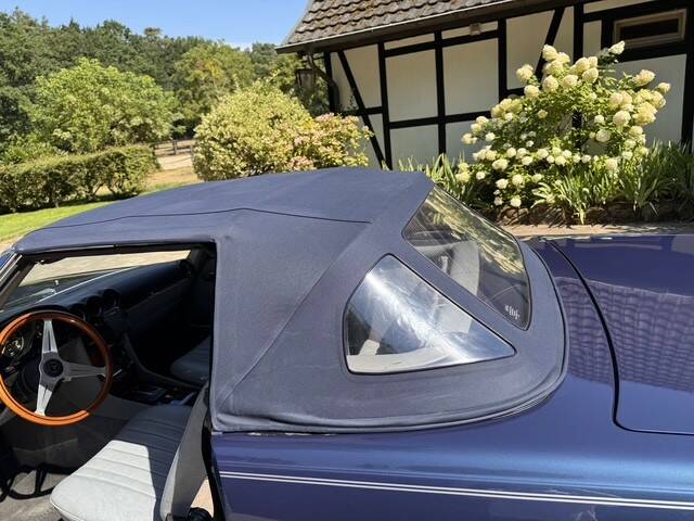 Image 4/10 de Mercedes-Benz 500 SL (1985)