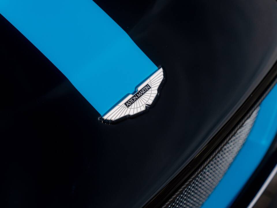 Bild 15/77 von Aston Martin V12 Vantage AMR (2018)