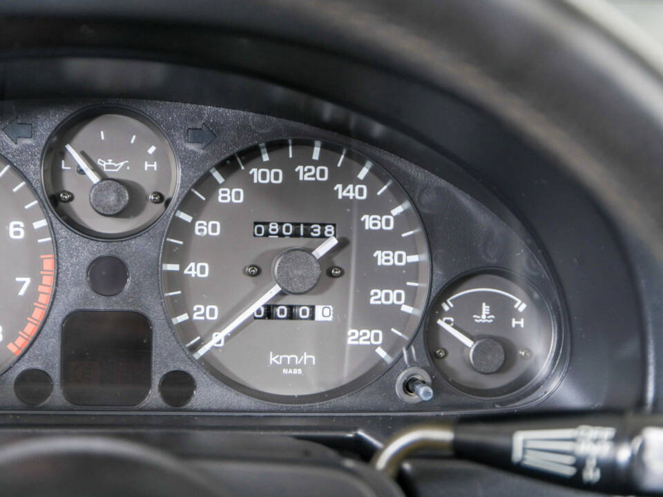 Image 21/50 of Mazda MX-5 1.6 (1997)