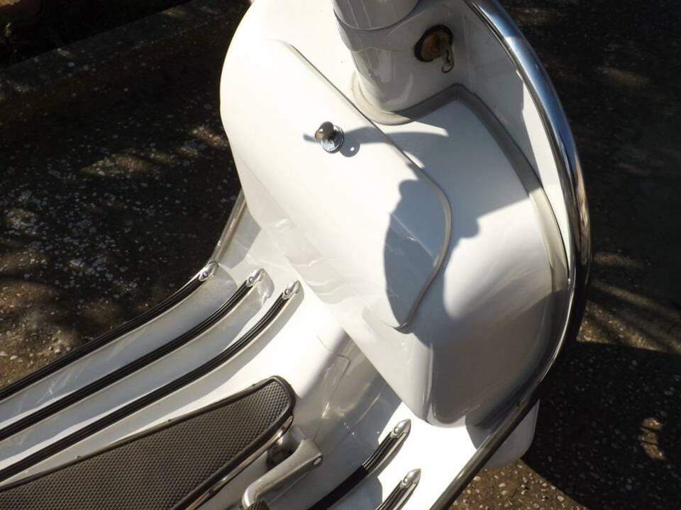 Image 37/40 of Piaggio Vespa 160 GS (1964)